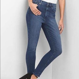 Gap True Skinny Super High Rise Jeans - Size 30R